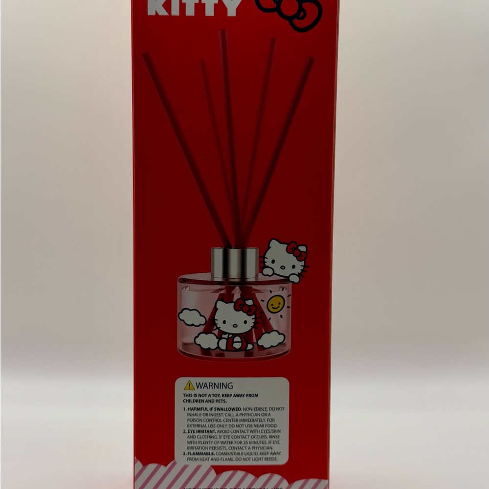 Hello Kitty Reed Diffuser NWT - Picture 6 of 7